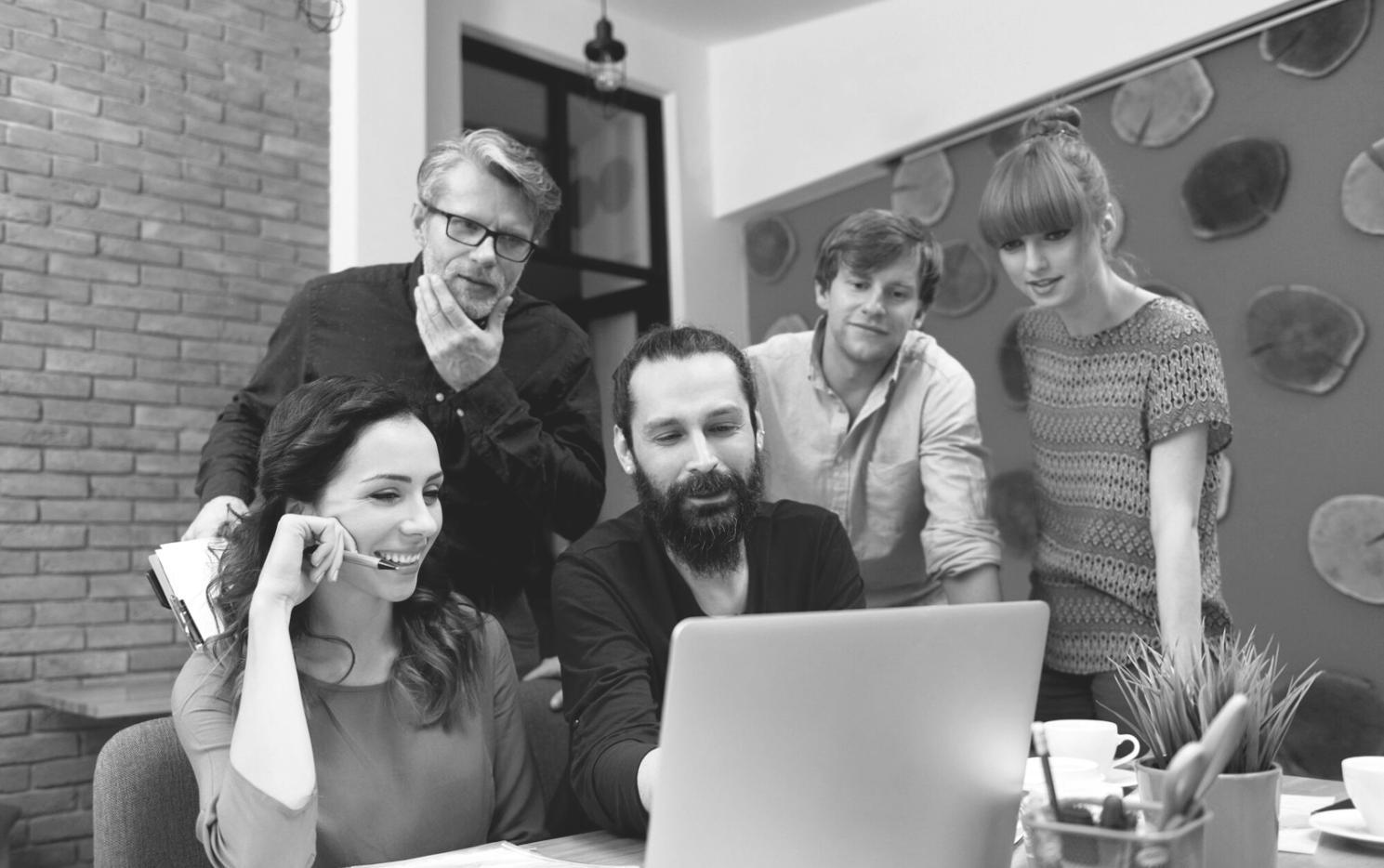 Proses pengembangan dan analisis sistem trading